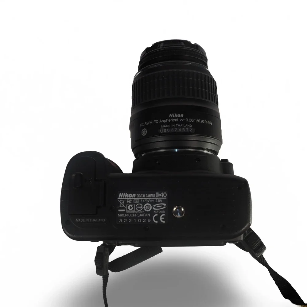 Nikon D40 DSLR Camera Bundle Shutter Count 109 Black‎ 18-55mm 55-200mm Lenses